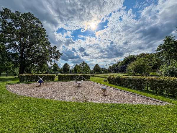 Sonnenschutz am Tiefgarten